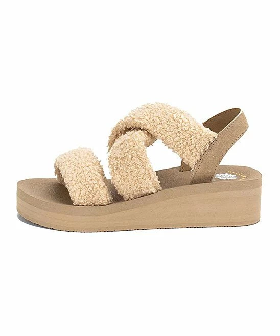 Hot Sale β¨ Yellow Box π Shoes Cream Paudrina π©΄ Sandal - π© Women π - Image 2