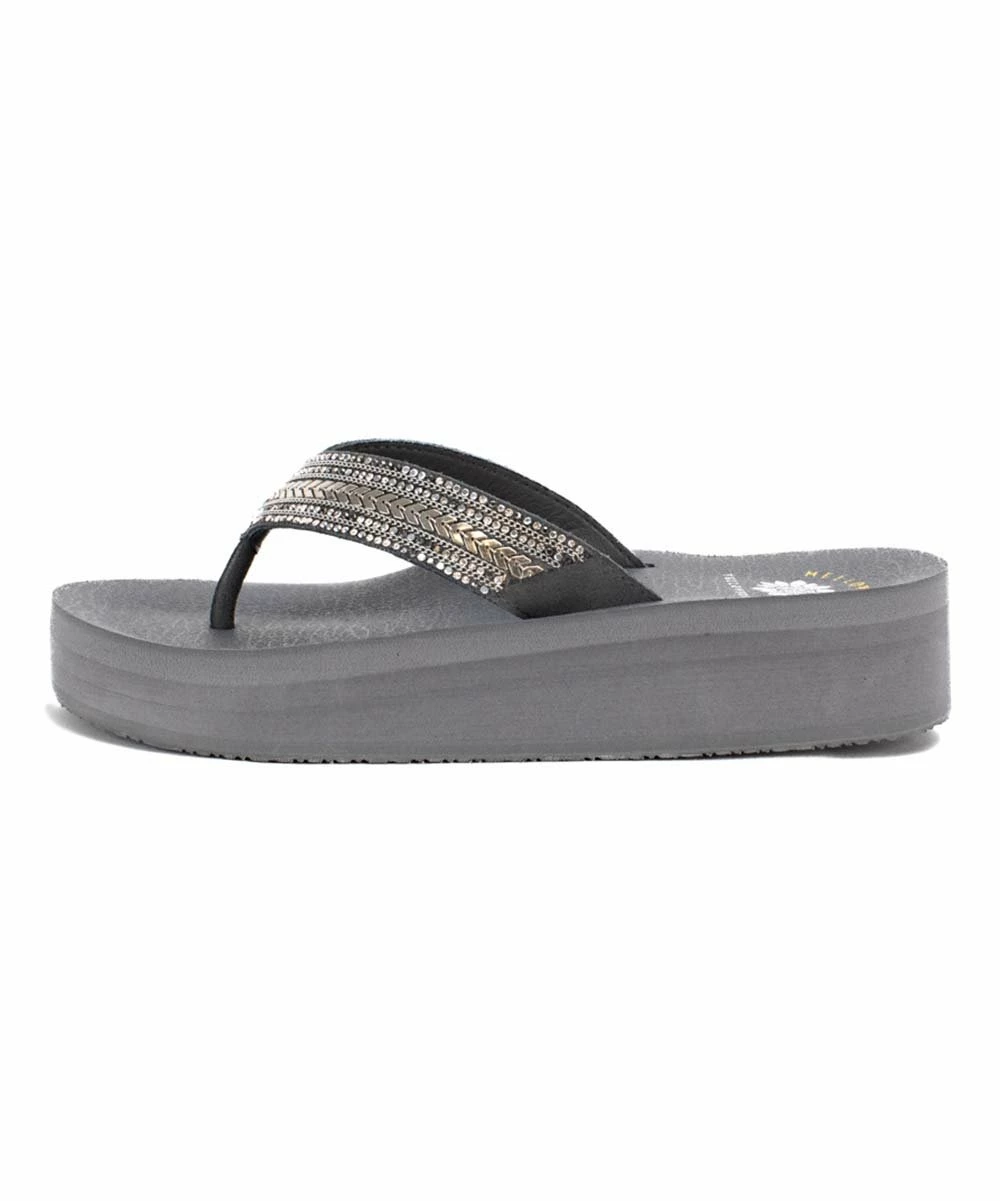 Flash Sale π Yellow Box π Shoes Gray Chevron Blancah Leather π©΄ Sandal - π© Women π€© - Image 2