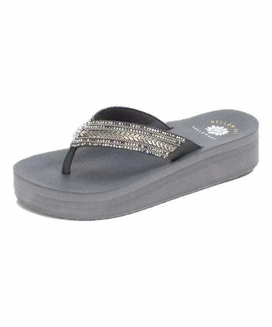 Flash Sale π Yellow Box π Shoes Gray Chevron Blancah Leather π©΄ Sandal - π© Women π€©